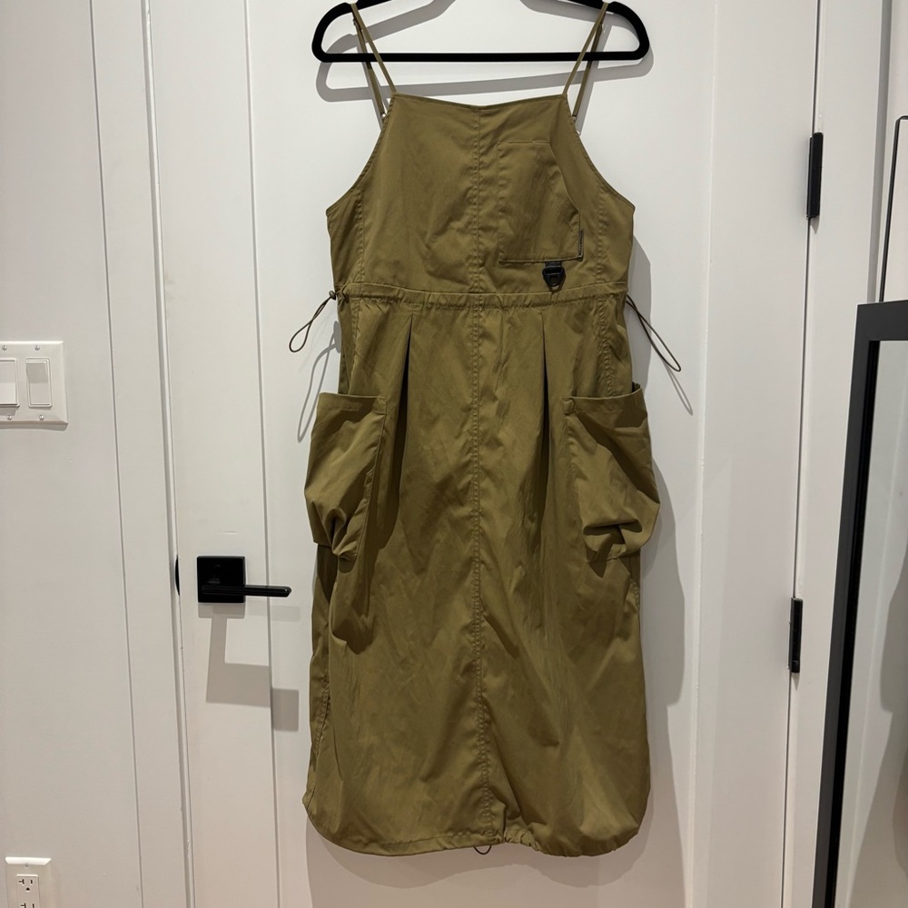 Gorp olive green cargo dress